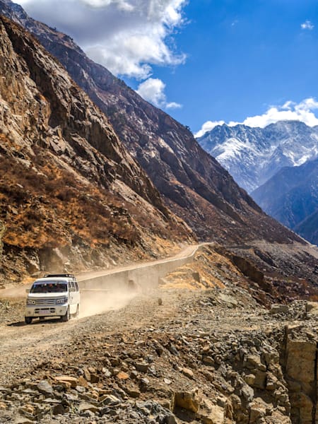 Самая высокогорная река