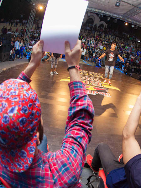 أنا عندي حلم ومش هسيبه 