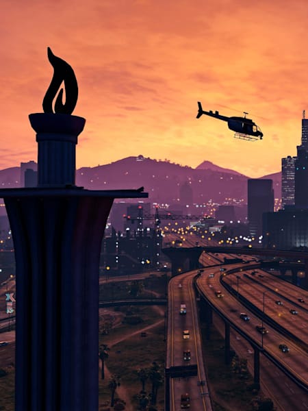 Los Santos de nuit dans le jeu Grand Theft Auto V.