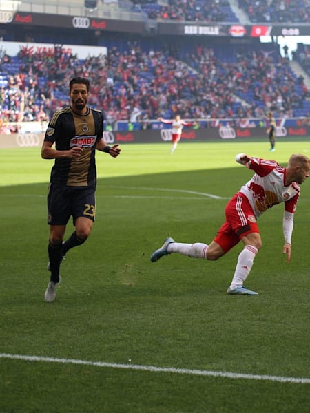 Mike Grella scores fastest goal in MLS history