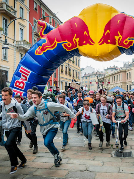 A melhor forma de partir é na máxima velocidade A melhor forma de partir é na máxima velocidade