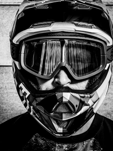 Óculos Goggles vai proteger sua face