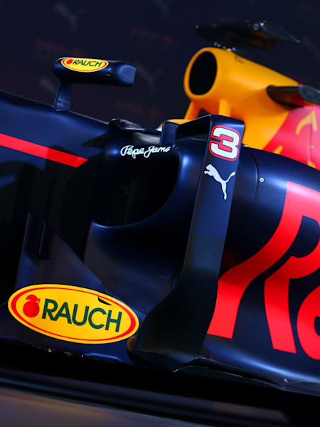 Red Bull Racing 2016年賽季賽車新拉花