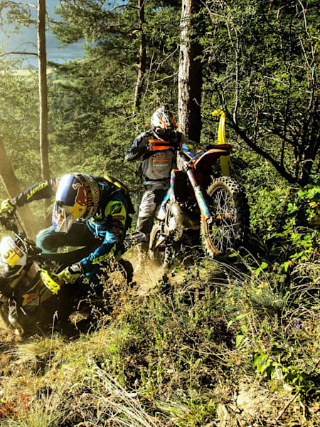 Paul Bolton si Wade Young la Red Bull Romaniacs 2016