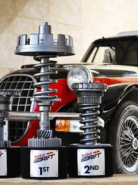 Red Bull Creativity: Auto-Art