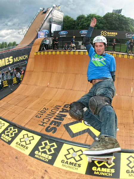 Bob Burnquist participando en el Vert de los X Games de Múnich