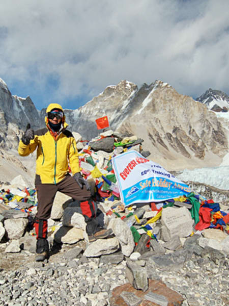 到尼泊爾朝聖聖母峰基地營。 到尼泊爾朝聖聖母峰基地營。