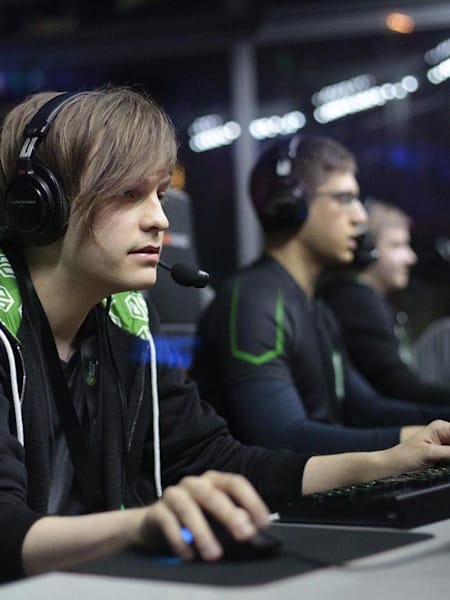 Fordert die Profis von OG