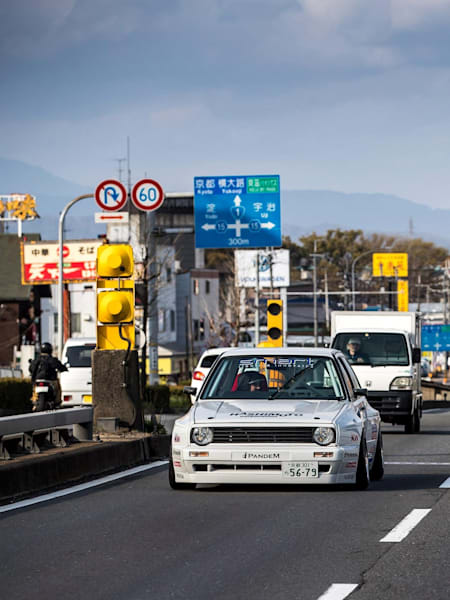 'Mad' Mike and Kei cruising in Kyoto 'Mad' Mike and Kei cruising in Kyoto