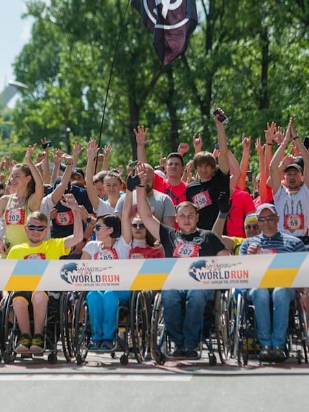 Учасники Wings For Life World Run у Києві