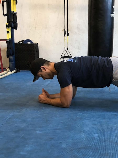 4 exercícios para fortalecer o core: abdominal definido