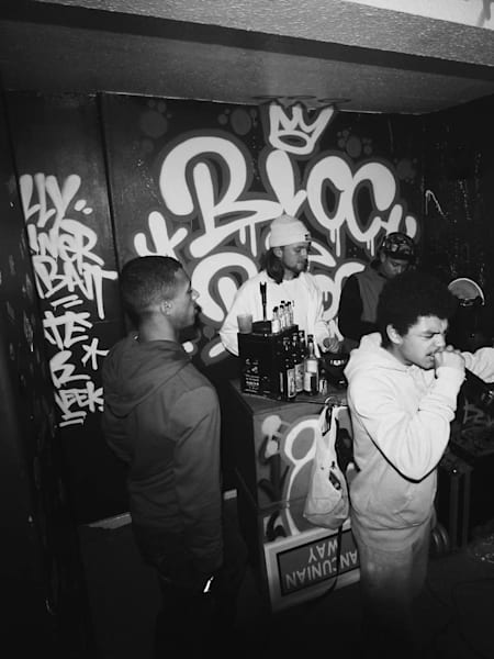 Drum'n'bass MCing at Bloc 2 Bloc