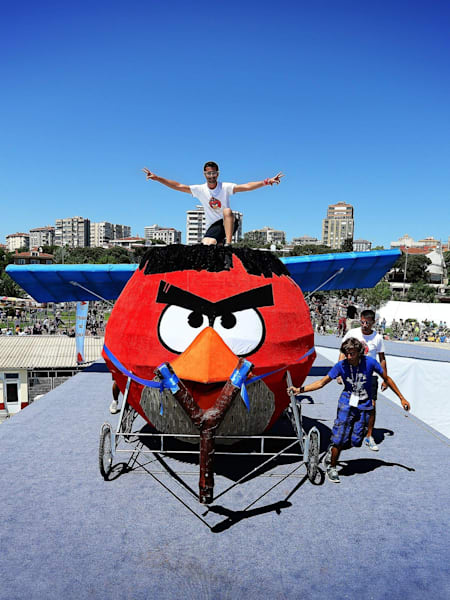 Red Bull Uçuş Günü 2013 birincisi Angara Birds ekibi