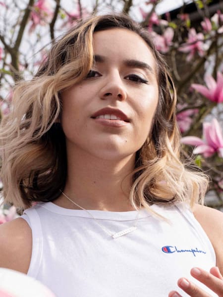 Meet Chelcee Grimes, the 27-year-old musician and professional footballer