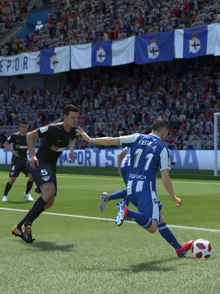 Fede Cartabia playing for Deportivo La Coruña in FIFA 19
