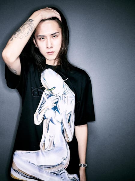 釈迦坊主インタビュー『言語はあくまで音でしかない』｜レッドブルが