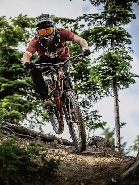 Marcin Matuszny Hardtail Hucking