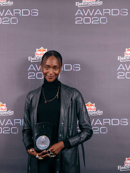 Lous and the Yakuza - Artist Of The Year op de Red Bull Elektropedia Awards 2020