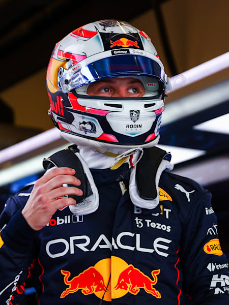 Liam Lawson of New Zealand and Oracle Red Bull Racing seen during practice ahead of the F1 Grand Prix of Abu Dhabi at Yas Marina Circuit on November 18, 2022 in Abu Dhabi, United Arab Emirates. 