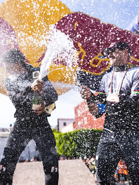 Juanfer Velez, Camilo Sanchez and Tomas Slavik