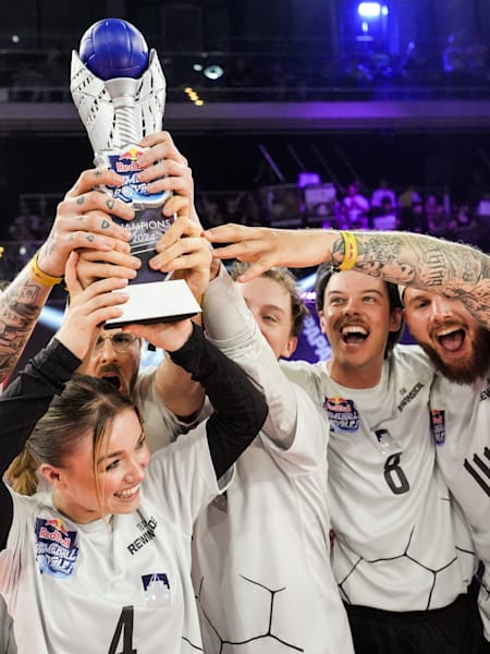 Team Rewinside gewinnt die zweite Auflage von Red Bull Gameball Royale.