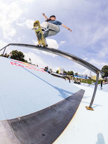 Miyu Ito gewinnt bei Red Bull Pool Drop