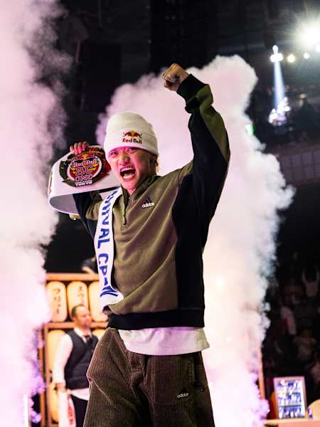 Red Bull BC One World Final Tokyo Chanpion ”Issin”