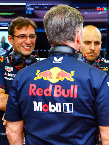 Max Verstappen of Red Bull Racing discusses with team principal Christian Horner and engineers during 2023 Bahrain Grand Prix qualifying