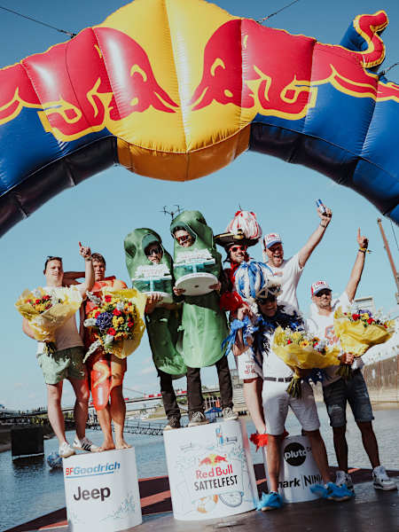 Team Vergurken holte sich mit der Maximalpunktzahl von 30 den Sieg, Team Löwensenf lag einen Punkt dahinter auf Platz 2, Platz 3 teilten sich Super-Bat und Die fliegenden Prinzgardisten. 