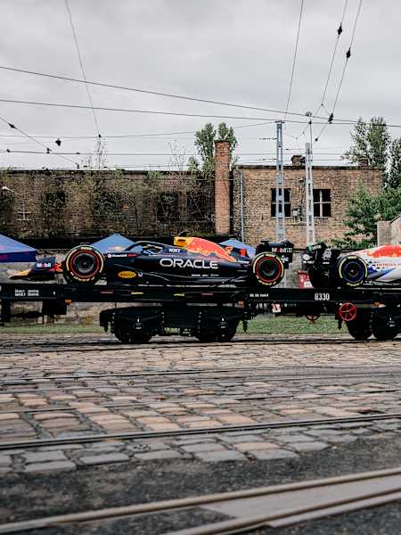 Red Bull Showrun Villamos