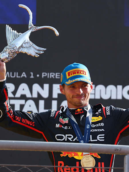 Макс Ферстаппен здобуває перемогу у Монці