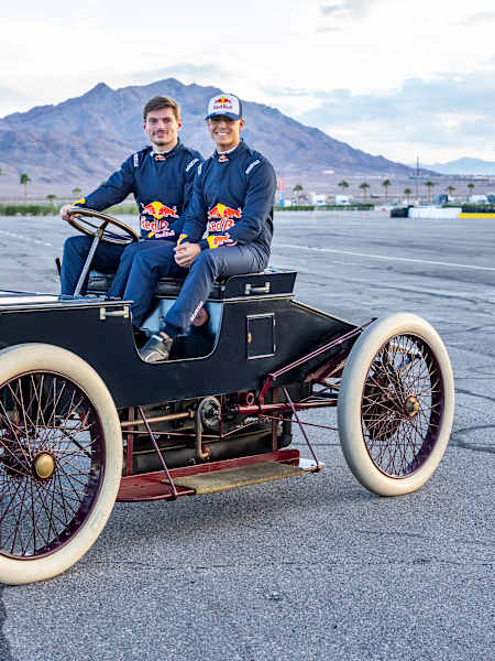 Max Verstappen i Arvid Lindblad u Ford Sweepstakesu