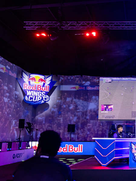 RED BULL WINGS CUP atrankų akimirkos iš pasaulio šalių