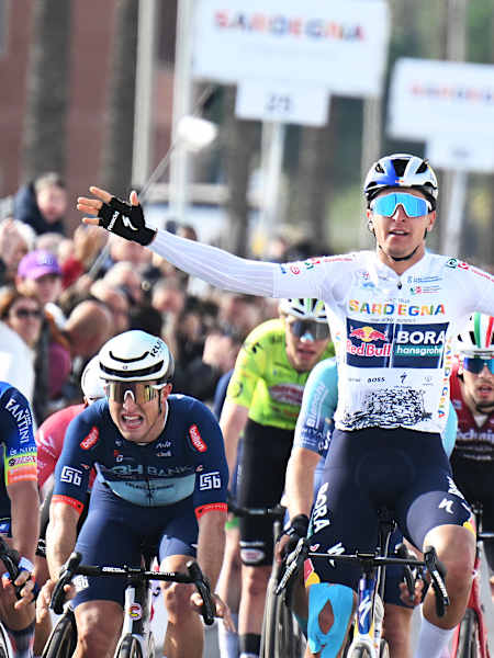 Davide Donati gewinnt die fünfte Etappe des Giro di Sardegna 2026.