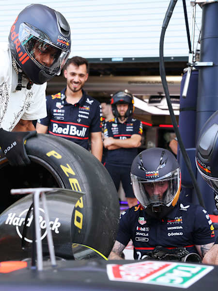 F1 Lastik Değişimi