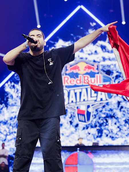 Almendrades hace historia en Red Bull Batalla Internacional