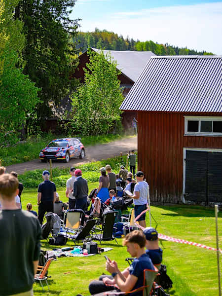 Teemu Suninen holds a narrow Swedish ERC lead