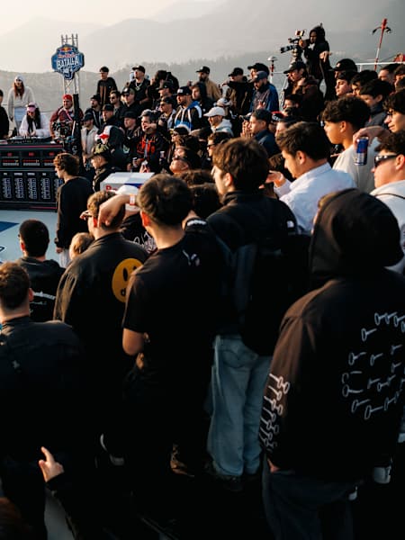 Acru y ChysteMC en Red Bull Batalla 5 Vidas