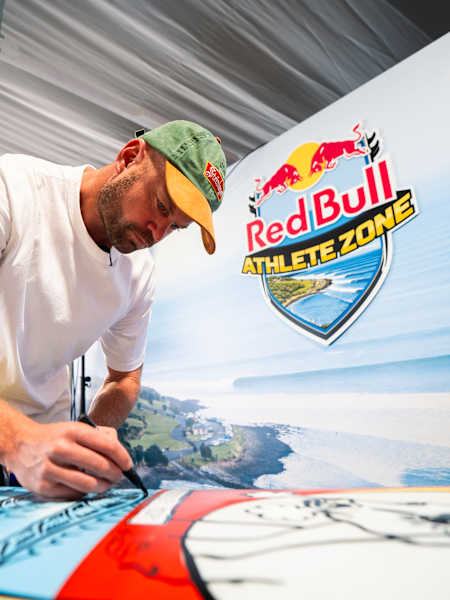 SAM MATHERS WSL ATHLETE ZONE