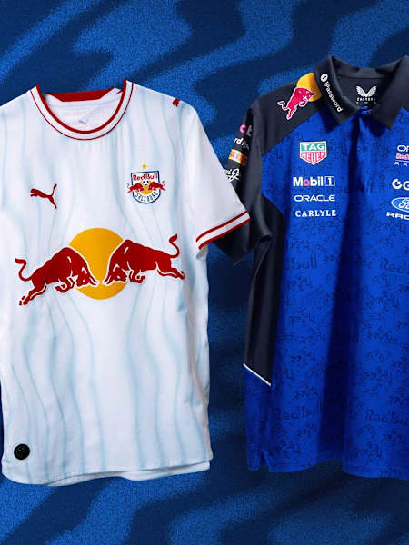 WIN a signed Oracle Red Bull Racing Polo and FC Red Bull Salzburg Jersey