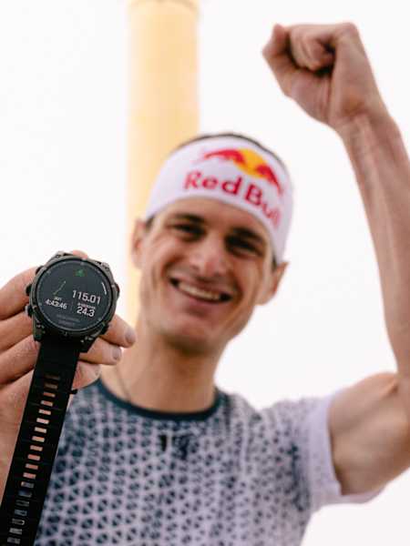 Anton Palzer knackt einen Rekord: Von München bis auf den Gipfel der Zugspitze braucht der Ausnahmeathlet nur 4:43:46. Es ist die FKT - die fastest known time. 