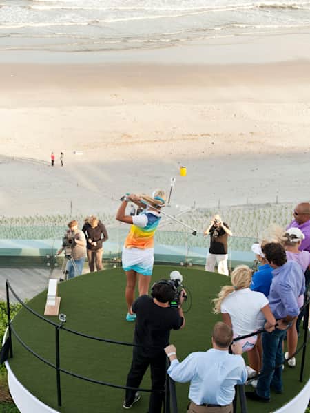 Thompson tee sales target