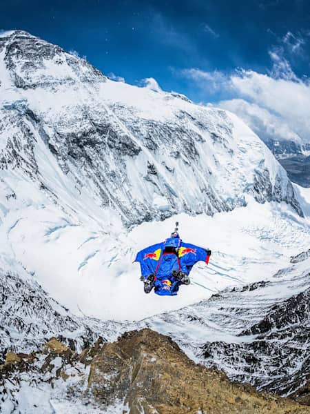 Мировой рекорд: Розов совершил прыжок с Эвереста!