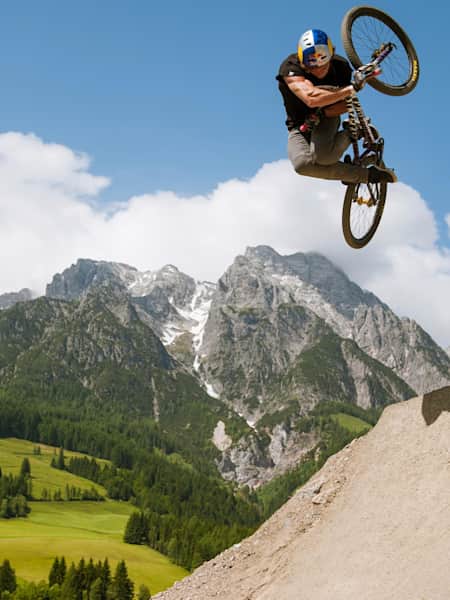Best mountain bike watch online