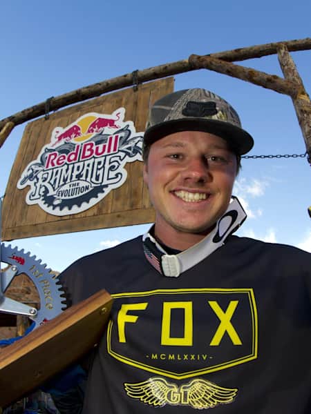 Kyle strait rampage top