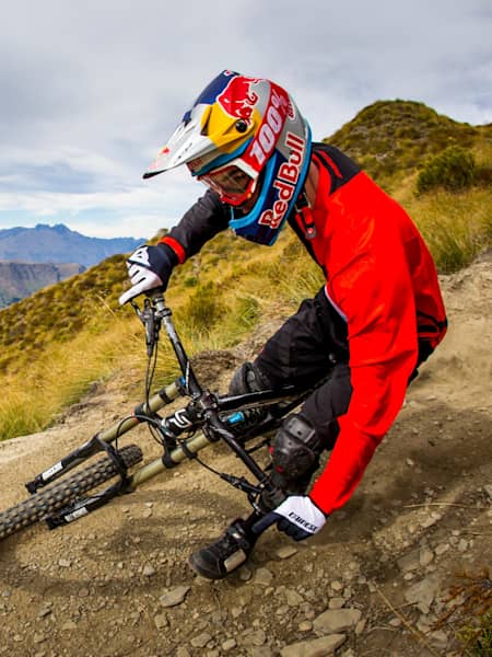 Red bull downhill racing new arrivals