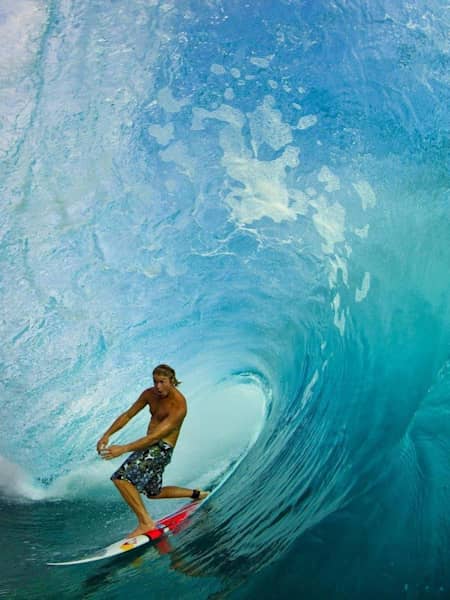 Best 10 Surf Films and Series on Red Bull TV