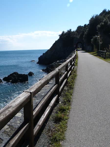 Le ciclabili più belle della Liguria
