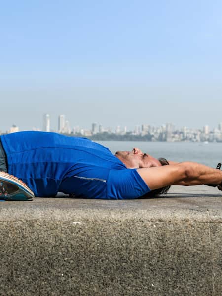 Yoga e corrida: 4 posições que ajudam na performance dos atletas
