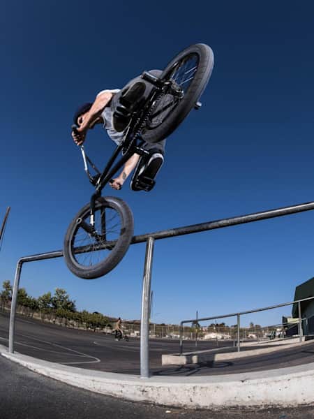 Trucos de bmx 2025